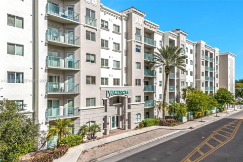 Condo in South Miami, Florida, 2 bedrooms  № 2019685