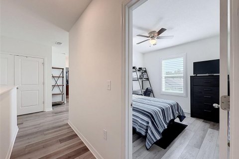 Townhouse in Odessa, Florida 3 bedrooms, 163.32 sq.m. № 2373767 - photo 5