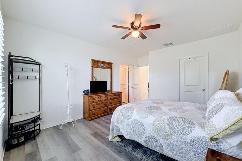 Townhouse in Odessa, Florida 3 bedrooms, 163.32 sq.m. № 2373767 - photo 3