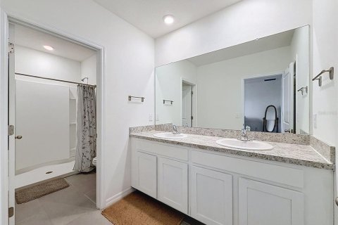 Townhouse in Odessa, Florida 3 bedrooms, 163.32 sq.m. № 2373767 - photo 4