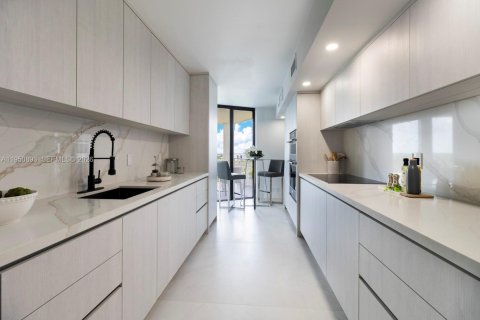 Condominio en venta en Miami, Florida, 2 dormitorios, 141.21 m2 № 2007808 - foto 4
