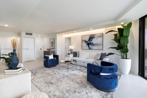 Condominio en venta en Miami, Florida, 2 dormitorios, 141.21 m2 № 2007808 - foto 8