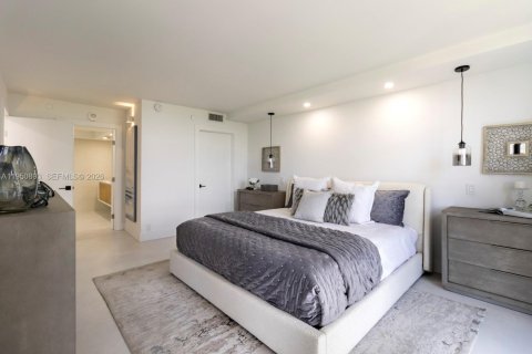 Condominio en venta en Miami, Florida, 2 dormitorios, 141.21 m2 № 2007808 - foto 14