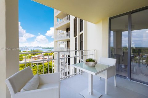 Condominio en venta en Miami, Florida, 2 dormitorios, 141.21 m2 № 2007808 - foto 12