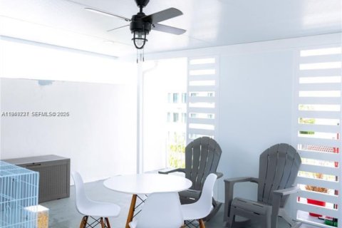 Снять в аренду таунхаус в Хомстед, Флорида 4 спальни, 133.22м2, № 2004918 - фото 4