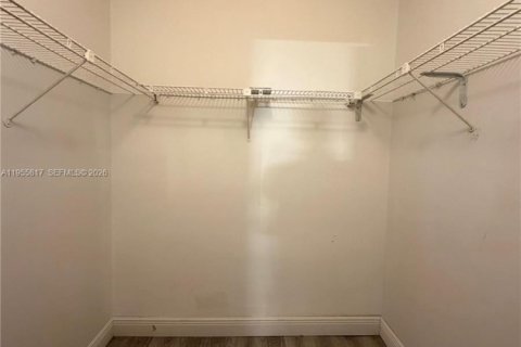 Condo in Lauderhill, Florida, 2 bedrooms № 2009825 - photo 12