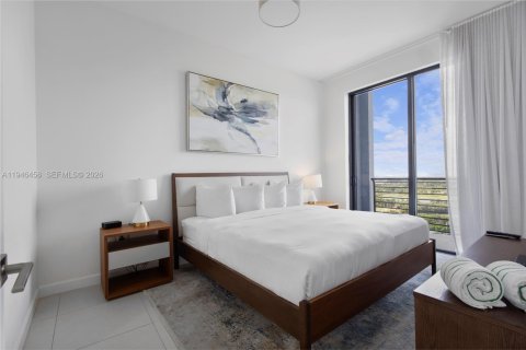 Condo in Doral, Florida, 2 bedrooms  № 2002951 - photo 15