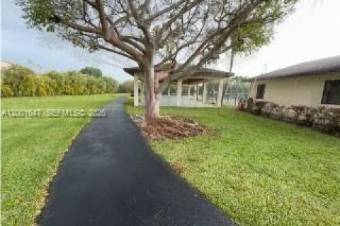 Villa ou maison à vendre à Miami, Floride: 3 chambres, 110.37 m2 № 2065706 - photo 8