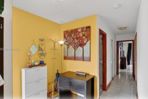 Villa ou maison à vendre à Miami, Floride: 3 chambres, 110.37 m2 № 2065706 - photo 20