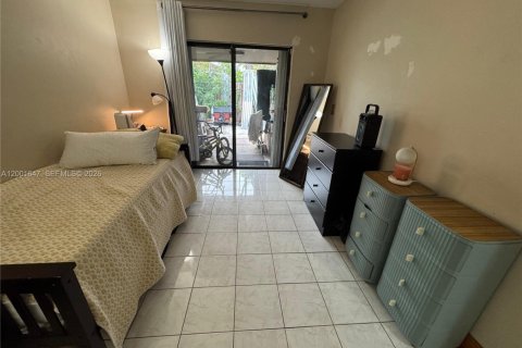 Villa ou maison à vendre à Miami, Floride: 3 chambres, 110.37 m2 № 2065706 - photo 30