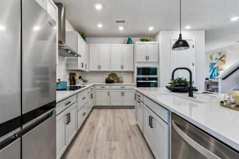 Casa en venta en Wesley Chapel, Florida, 4 dormitorios, 262.45 m2 № 2429429 - foto 5