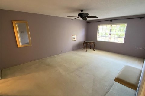 Condo in Sarasota, Florida, 2 bedrooms  № 1649406 - photo 13