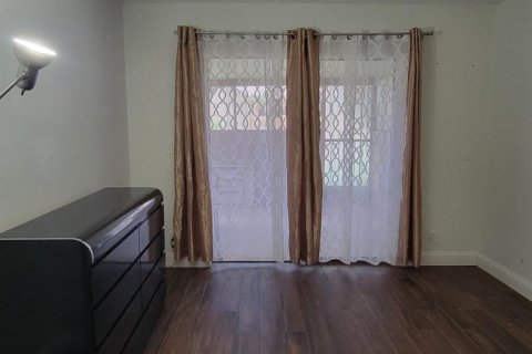 Adosado en alquiler en Coconut Creek, Florida, 3 dormitorios, 136.57 m2 № 2250673 - foto 20