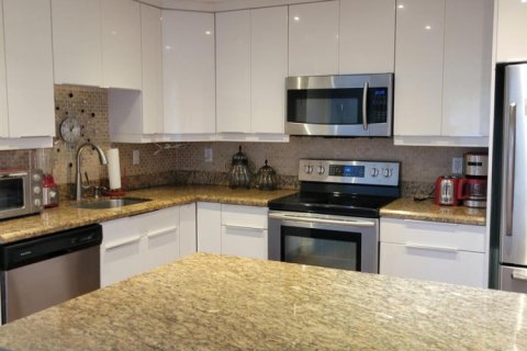 Adosado en alquiler en Coconut Creek, Florida, 3 dormitorios, 136.57 m2 № 2250673 - foto 9