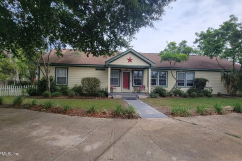 Villa ou maison à vendre à Lake Butler, Floride: 4 chambres, 223.24 m2 № 773502 - photo 1