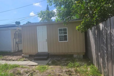 Copropriété à louer à Fort Lauderdale, Floride: 3 pièces, 351.54 m2 № 2380265 - photo 10