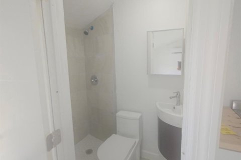 Copropriété à louer à Fort Lauderdale, Floride: 3 pièces, 351.54 m2 № 2380265 - photo 6