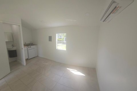 Copropriété à louer à Fort Lauderdale, Floride: 3 pièces, 351.54 m2 № 2380265 - photo 4