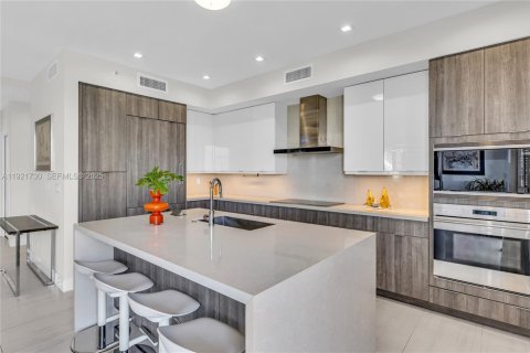 Copropriété à vendre à Hollywood, Floride: 3 chambres, 202.99 m2 № 1987391 - photo 11