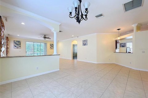 Villa ou maison à vendre à Wesley Chapel, Floride: 3 chambres, 195.37 m2 № 2120022 - photo 15