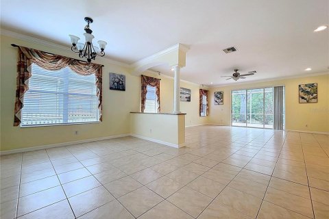 Villa ou maison à vendre à Wesley Chapel, Floride: 3 chambres, 195.37 m2 № 2120022 - photo 11
