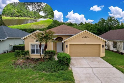 Villa ou maison à vendre à Wesley Chapel, Floride: 3 chambres, 195.37 m2 № 2120022 - photo 2
