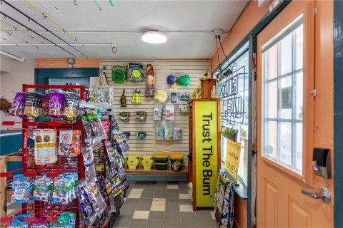 Propiedad comercial en venta en New Smyrna Beach, Florida, 361.2 m2 № 1324948 - foto 30