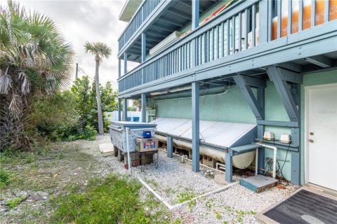 Propiedad comercial en venta en New Smyrna Beach, Florida, 361.2 m2 № 1324948 - foto 14