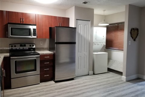 Copropriété à louer à Miami, Floride: 2 chambres, 90.86 m2 № 1996115 - photo 8