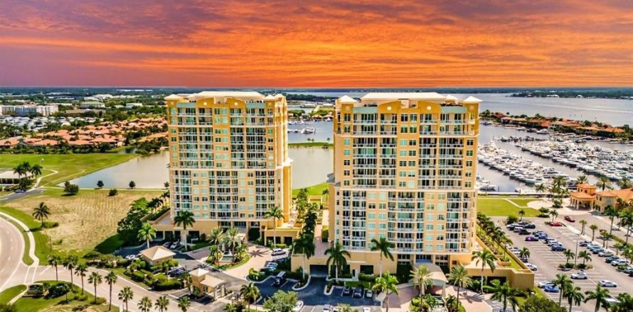Condo in Palmetto, Florida, 2 bedrooms  № 1797992