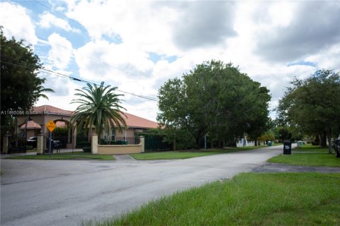 Land in Miami, Florida № 1953671 - photo 5