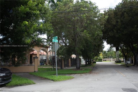 Land in Miami, Florida № 1953671 - photo 6