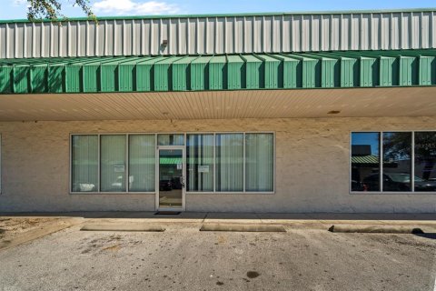 Immobilier commercial à Orlando, Floride 119.1 m2 № 2145354