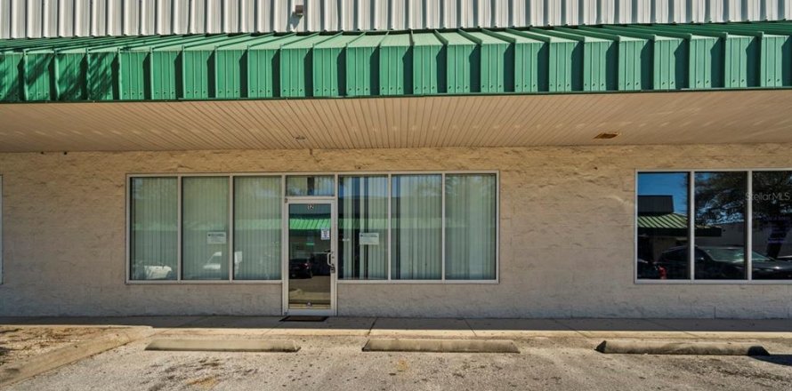 Immobilier commercial à Orlando, Floride 119.1 m2 № 2145354