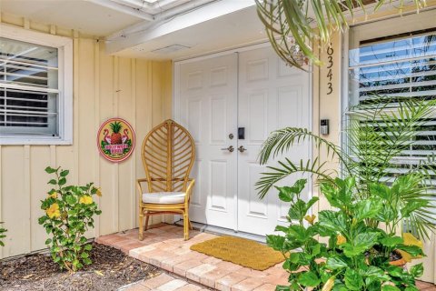 Villa ou maison à vendre à Sarasota, Floride: 4 chambres, 234.76 m2 № 1765847 - photo 4