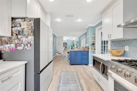 Villa ou maison à vendre à Sarasota, Floride: 4 chambres, 234.76 m2 № 1765847 - photo 15