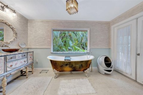 Villa ou maison à vendre à Sarasota, Floride: 4 chambres, 234.76 m2 № 1765847 - photo 28