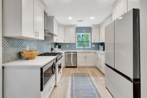 Villa ou maison à vendre à Sarasota, Floride: 4 chambres, 234.76 m2 № 1765847 - photo 12
