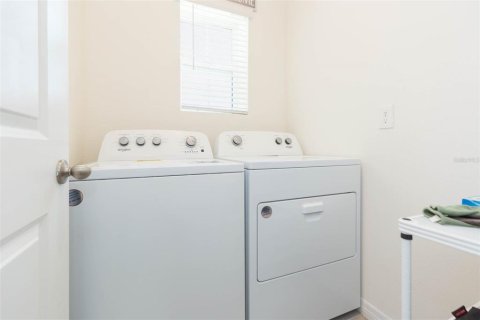 House in Wesley Chapel, Florida 3 bedrooms, 140.84 sq.m. № 1850259 - photo 28