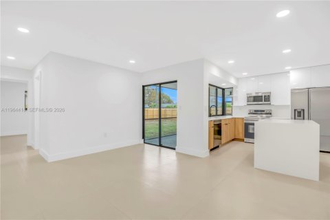 Casa en venta en Sunrise, Florida, 4 dormitorios, 162.76 m2 № 2026262 - foto 25