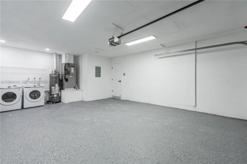 Casa en venta en Sunrise, Florida, 4 dormitorios, 162.76 m2 № 2026262 - foto 27