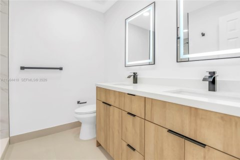 Casa en venta en Sunrise, Florida, 4 dormitorios, 162.76 m2 № 2026262 - foto 15