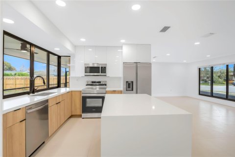 Casa en venta en Sunrise, Florida, 4 dormitorios, 162.76 m2 № 2026262 - foto 7