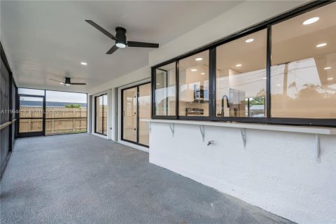 Casa en venta en Sunrise, Florida, 4 dormitorios, 162.76 m2 № 2026262 - foto 28