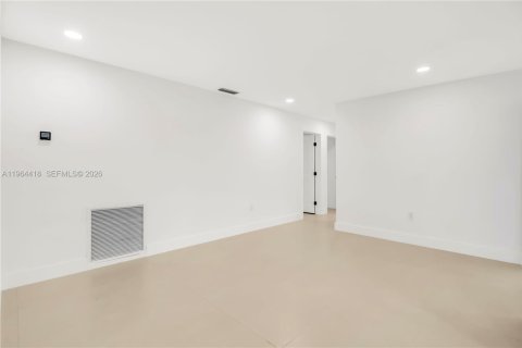 Casa en venta en Sunrise, Florida, 4 dormitorios, 162.76 m2 № 2026262 - foto 18