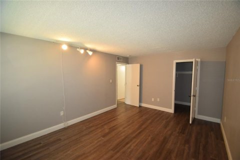 Apartamento en alquiler en Lakeland, Florida, 2 dormitorios, 83.61 m2 № 1777062 - foto 13