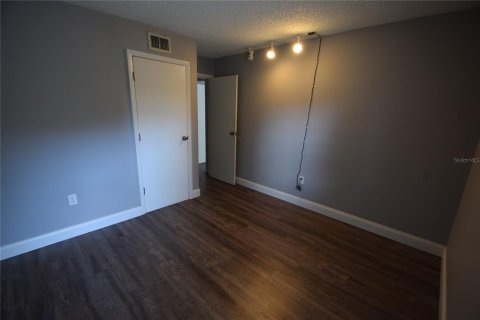 Apartamento en alquiler en Lakeland, Florida, 2 dormitorios, 83.61 m2 № 1777062 - foto 9