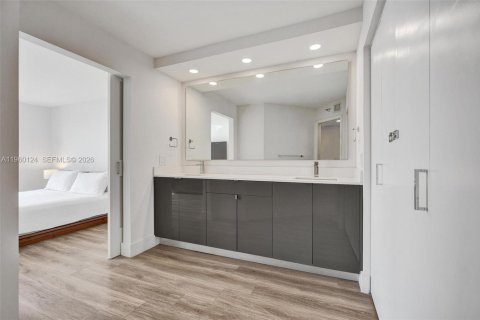Купить кондоминиум в Авентура, Флорида 2 спальни, 136.01м2, № 2022152 - фото 22