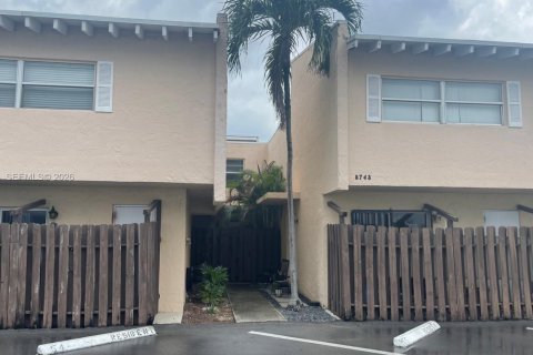 Condo à Miami Shores, Floride, 2 chambres  № 2064882