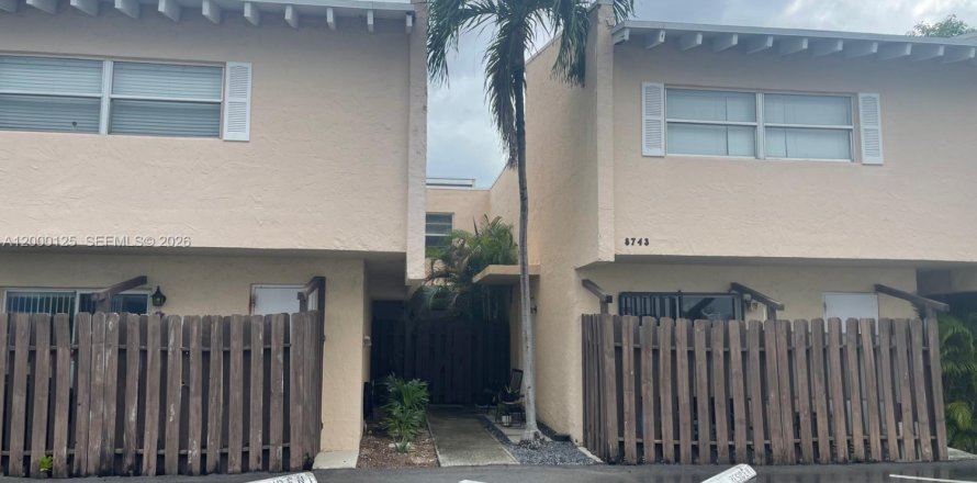 Condo à Miami Shores, Floride, 2 chambres  № 2064882